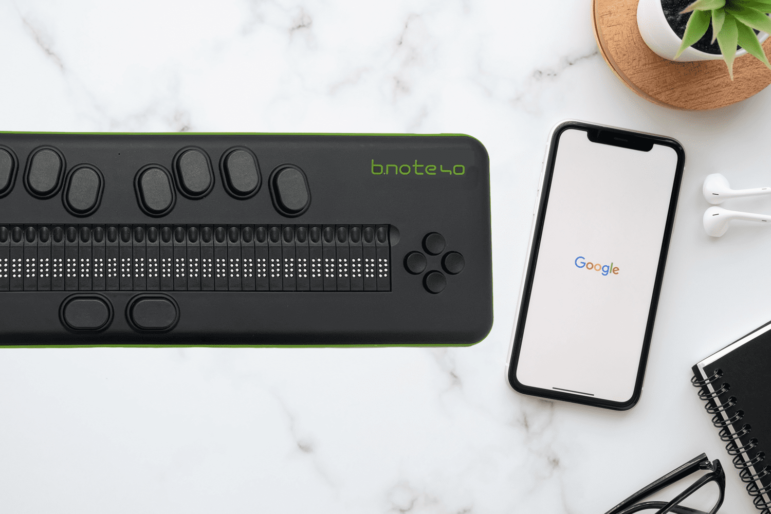 Refreshable Braille Display - b.note braille display | Irie-AT